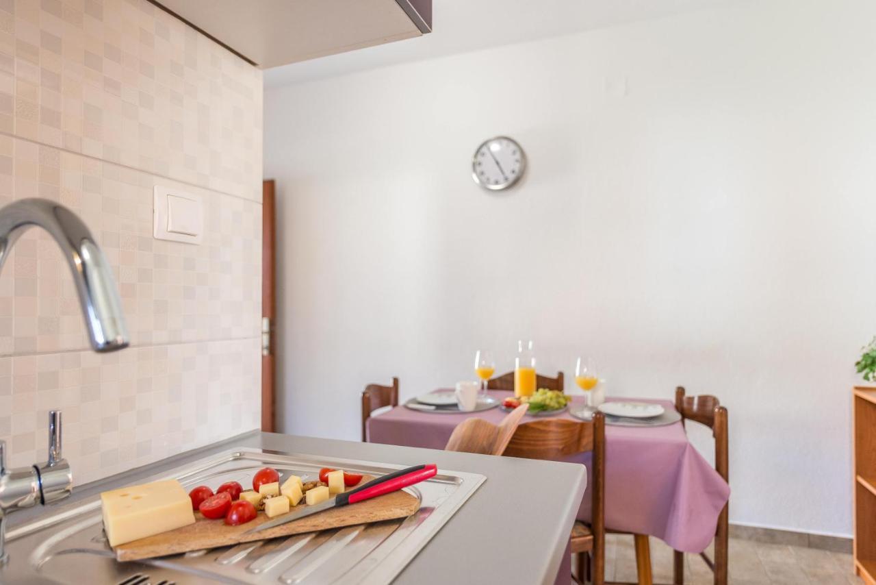 Apartments Navalia โนวาลยา ภายนอก รูปภาพ